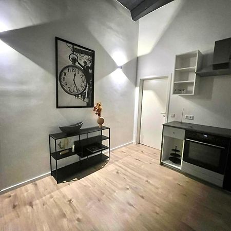 Heaven Homes - Doppelzimmer Mit Eigenem Bad Düsseldorf Exterior foto